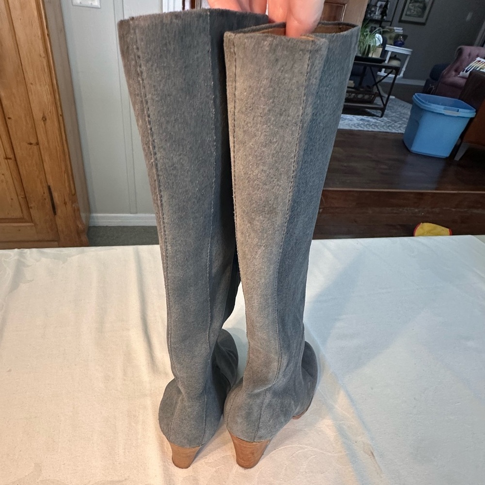 Coclico Gray Suede Boots 4 Inch Heels W/Zipper Size 39/8 Y2K European Luxury - Picture 11 of 13
